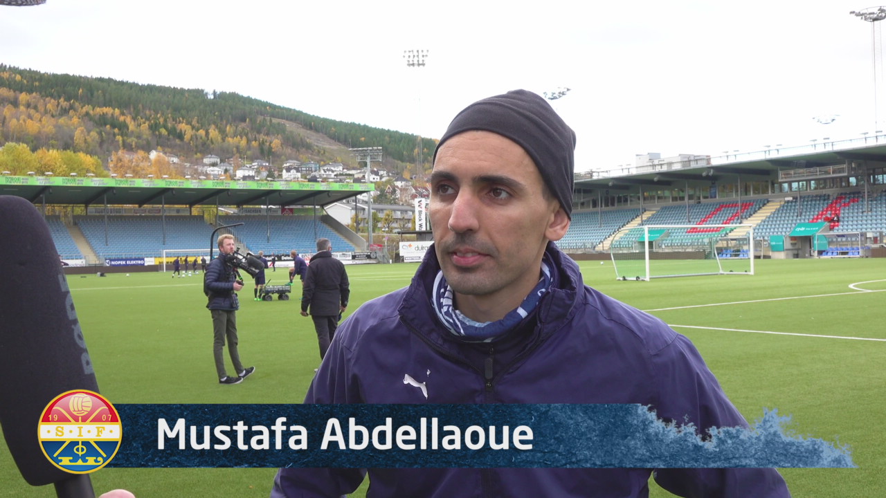 Mos foran Vålerenga-kampen